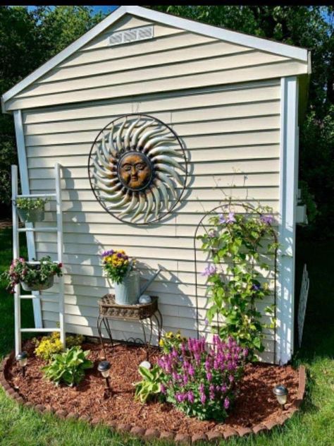 Lawn Ideas, Shed Landscaping, Small Front Yard Landscaping, Front Yard Garden Design, Backyard Diy, Backyard Sheds, Diy Backyard Landscaping, Outdoor Decorating, Flower Gardens