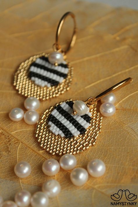 Gold Geometric Hoop Beaded Earrings Black White Striped Earrings With Pearl Fringe Seed Bead Earrings Beadwork Dangle Earrings Boho Earrings - Etsy Beaded Earrings Black, Hoop Beaded Earrings, Pearl Fringe, Gold Bead Earrings, Striped Earrings, Dangle Earrings Boho, Jewerly Beads, Brick Stitch Earrings, Beaded Earrings Patterns