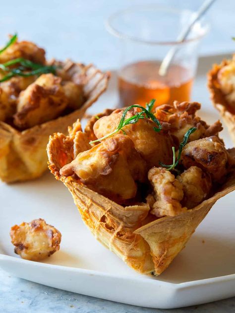 Waffle Cups, Popcorn Chicken Recipe, Spoon Fork Bacon, Waffle Bowl, Savory Waffles, Impressive Recipes, Popcorn Chicken, Waffle Cones, Chicken And Waffles