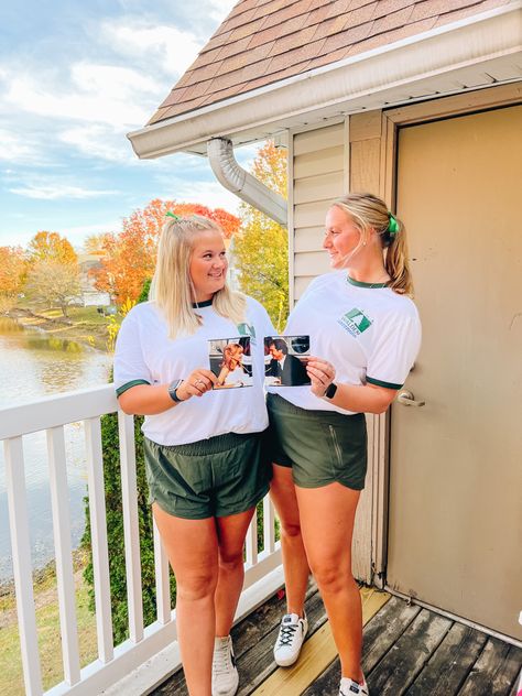 Parent Trap Twins Costume, Parent Trap Family Costume, Parent Trap Chessie Outfit, The Parent Trap Costume, Chessy Parent Trap Halloween Costume, Parent Trap Halloween Costume, Parent Trap Costume, The Parent Trap, Grad Trip