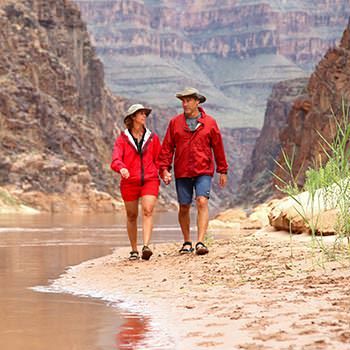 Rafting Outfit Woman, Rafting Outfit, Rafting Gear, Grand Canyon Rafting, Mens Outdoor Clothing, Womens Outdoor Clothing, Water Adventure, River Rafting, Outfit Women