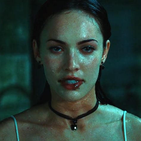 Jennifer’s Body Makeup, Jennifers Body Movie, Jennifer Body, Jennifers Body Megan, Megan Fox Jennifer's Body, Meghan Fox, Jennifer’s Body, Jennifer Check, Fox Makeup