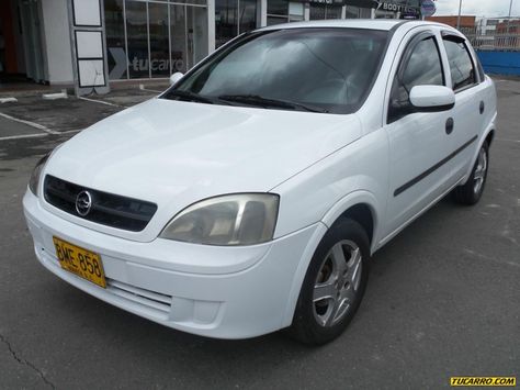 Chevrolet Corsa Evolution - Año 2003 - 174000 km - en Mercado Libre Corsa Sedan, Chevrolet Corsa, General Motors, Car Door, Evolution, Cars, Vehicles