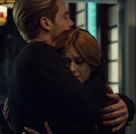 Clace Shadowhunters, Clary Y Jace, Shadowhunters Series, Dominic Sherwood, Clary And Jace, Rune Tattoo, Jace Wayland, Cassie Clare, Katherine Mcnamara