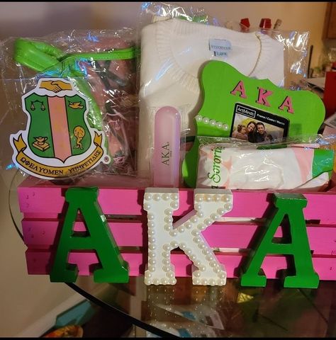 Aka Gifts Diy Alpha Kappa Alpha, Aka Paddle Ideas, Sorority Crafts Letters, Painted Crate, Aka Paddle, Aka Gifts, Alpha Kappa Alpha Shirt, Aka Apparel, Sorority Photoshoot