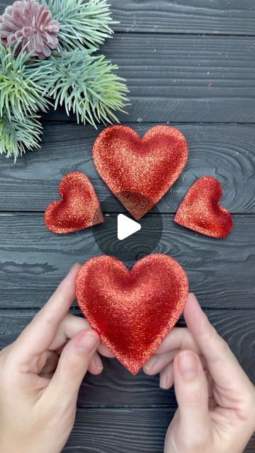 Form Sheet Craft Ideas, Foam Sheet Crafts, Diy Craft Tutorials, Foam Sheets, Craft Tutorial, Diy Tutorials, Merry And Bright, Valentines Day, Gift Ideas