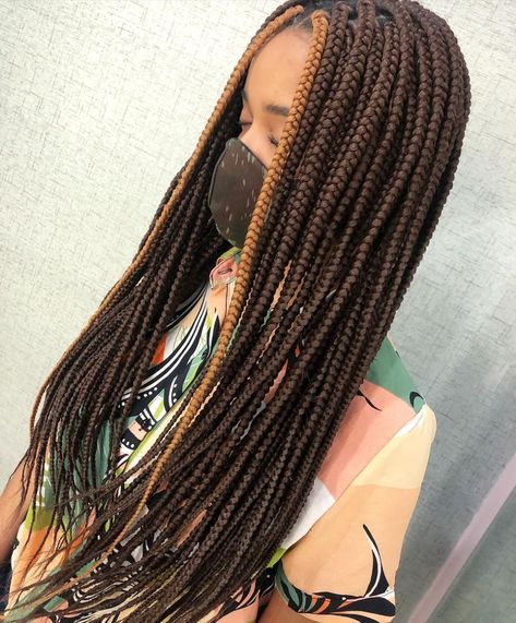 Money Piece with Box Braids Purple Box Braids, Brown Box Braids, Box Braids Styles, Brown Braids, Red Box Braids, Easy To Do Hairstyles, Triangle Box Braids, Black Kids Braids Hairstyles, Colored Box Braids