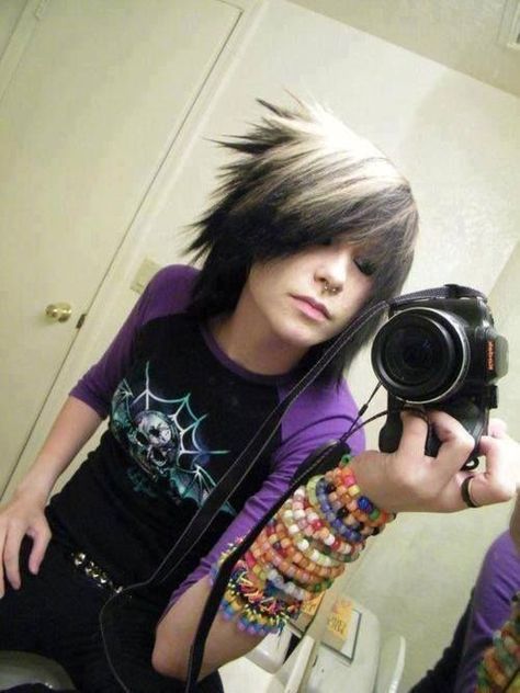 Emo Boys 2000s, Emo Boy Hair, Cute Emo Guys, Emo People, Emo Fits, Scene Boys, 2000s Emo