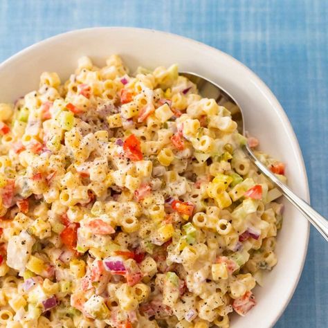 Southern Macaroni Salad Dish To Pass, Southern Macaroni Salad, Chow Chow Relish, Easy Ice Cream Sandwiches, Breakfast Burritos Frozen, Party Side Dishes, Classic Macaroni Salad, Sausage Lasagna, Hamburgers Grilled