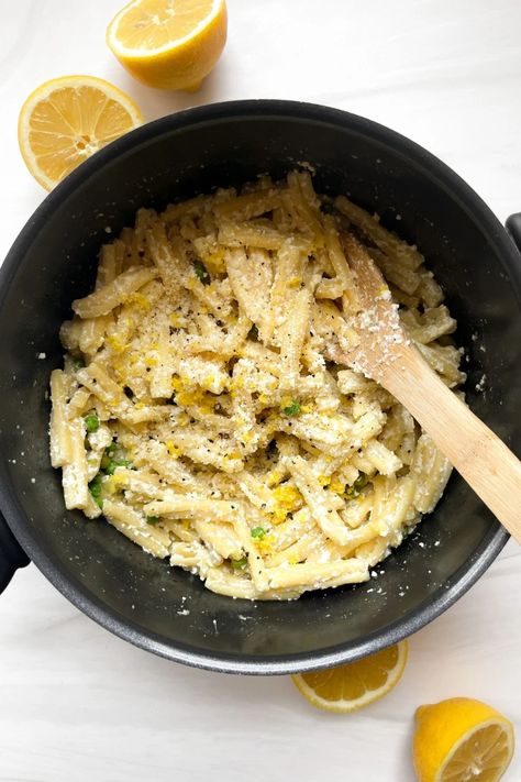 One Pot Pasta with Ricotta and Lemon is an easy and tasty weeknight dish! Serve it as the main course or alongside a protein such as chicken or shrimp. Ricotta Pasta Recipes, Pasta With Ricotta, Lemon Ricotta Pasta, Healthy Dinner Easy, Roasted Tomato Pasta, Lemon Zucchini, Shrimp And Asparagus, Ricotta Pasta, Dinner For One