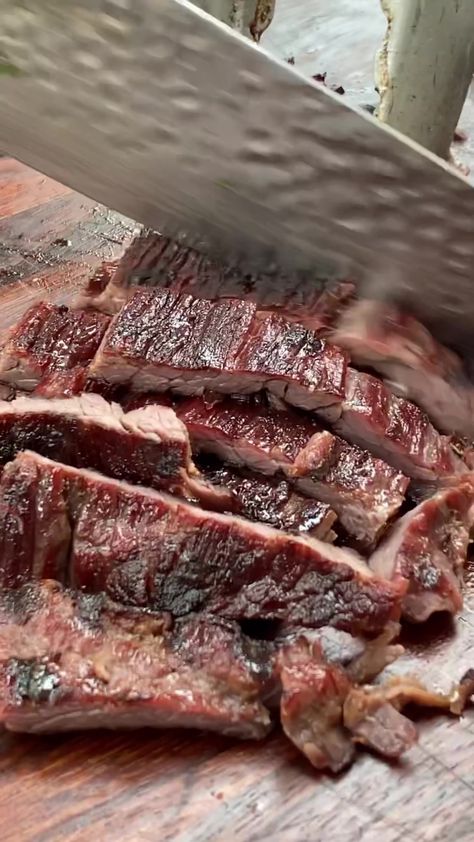 Las famosas cazuelitas de arrachera 🔥 | By regio.parrillero Parties Ideas, Carne Asada, Favorite Food, Burritos, Mexican Food, Meat Jerky, Mexican Food Recipes, Beautiful Nature, Tacos