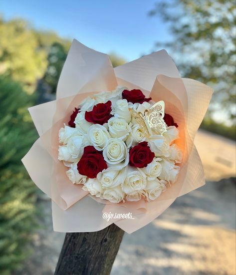 24 Rose Bouquet, Huge Rose Bouquet, 25 Roses Bouquet, 12 Roses Bouquet, Red And White Roses Bouquet, 50 Roses Bouquet, Ribbon Rose Bouquet, Flowers For Girlfriend, Red Flower Bouquet