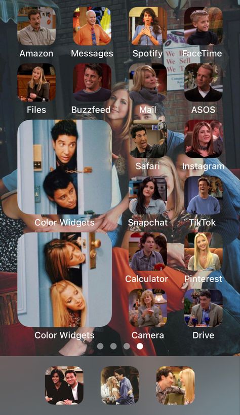 Friends Homescreen, Fall Decal, Friends Tv Quotes, Phone Humor, Friends Cast, Friends Tv Series, Screen Layout, Friends Moments, Friends Series