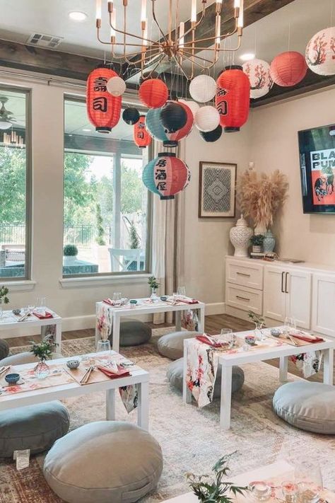 Sushi Bday Party, Sushi Dinner Party Table Settings, Sushi Party Ideas Table Settings, Sushi Themed Birthday Party, Sushi Birthday Party Ideas, Sushi Party Decorations, Sushi Themed Party, Sushi Birthday Party, Sushi Dinner Party