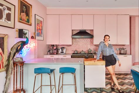 Chef and writer Gizzi Erskine is leaving her vibrant home — and her beloved east London — for a new life south of the river London Mews House, Gizzi Erskine, Feminine Interior, Opulent Bedroom, White Bathrooms, House Of Hackney, London Fields, Sleek Bathroom, Mews House