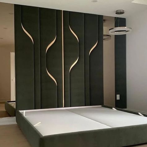 Bed Design Back Wall, Latest Bed Design Modern 2024, Wall Cushioning Design, Almirah Designs For Bedroom, King Size Bed Designs, Teenager Bedroom Design, Bedhead Design, Luxury Headboard, Bed Back Design