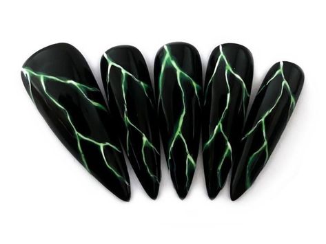 Black And Green Lightning Nails, Green Lightning Nails, Black Lightning Nails, Lightening Nail Art, Lightning Nails Designs, Lightening Nails, Lighting Nails, Storm Nails, Lightning Bolt Nails