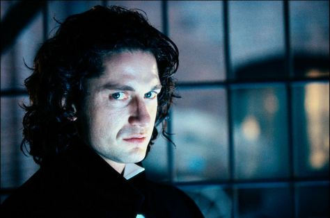 Gérard Butler in Dacula 2000.  Oh. My. God. I've wanted that man ever since. Dracula Actor, Dracula 2000, Abraham Van Helsing, Wes Craven, Vampire Romances, Christopher Plummer, Vampire Movies, Scottish Actors, Count Dracula