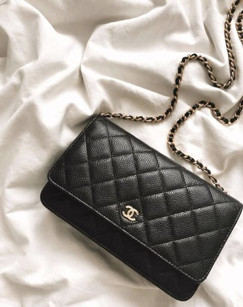 Chanel Bag Wallet On Chain, Chenal Hand Bag, Chanel Wallet Bag, Channel Wallet On Chain, Chanel Aesthetic Outfit, Wallet On Chain Chanel, Chanel Small Bag, Chanel Classic Wallet On Chain, Dhgate Finds