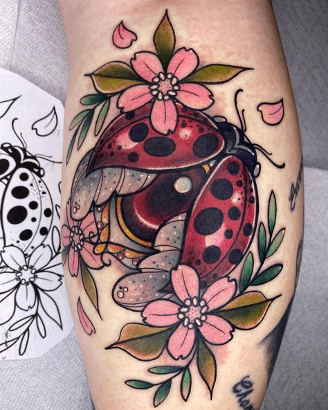 Jeweled Ladybug Tattoo, Love Bug Tattoo, Floral Flash Sheet, Font Tato, Inner Arm Tattoos, Tattoo For Boyfriend, Daffodil Tattoo, Tato Tradisional, Lady Bug Tattoo