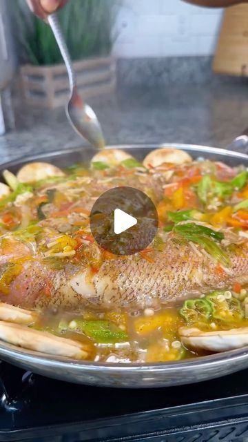 Steamed Red Snapper Recipes, Steam Snapper Fish, Stuffed Red Snapper Recipes, Stuffed Red Snapper, Red Snapper Recipes Baked, Snapper Recipes Baked, Red Snapper Recipes, Snapper Recipes, Snapper Fish