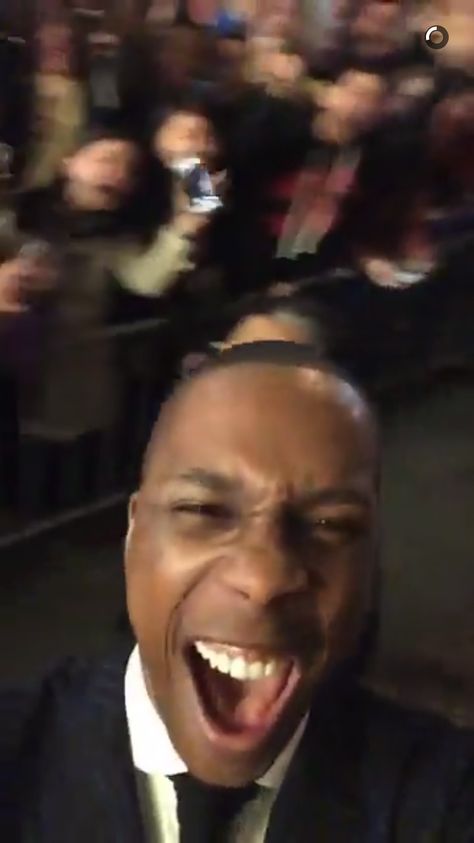 Leslie Odom Jr. takes over the Tony Awards snapchat! Leslie Odom Jr Aaron Burr, Lin Manuel Miranda Funny, Cast Of Hamilton, Hamilton Cast, Leslie Odom, Hamilton Jokes, Leslie Odom Jr, Daveed Diggs, Hamilton Lin Manuel Miranda