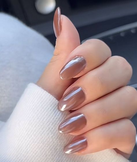 Nail Trend 2023 Fall, Nailpolish Trend 2023, October 2023 Nail Trends, Fall Nails 2023 Oval, Trending Nails Fall 2023, Chocolate Crome Nails, Earth Tones Nail Art, Glazed Dip Nails, Nail Trends 2023 Fall