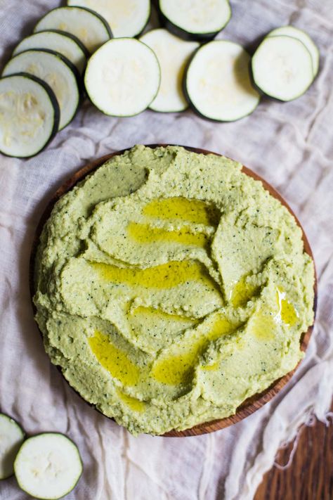 Zucchini Hummus- a quick and easy hummus recipe that's perfect for any snack, kid friendly, and a good way to get in more of those healthy greens! Zucchini Hummus, Healthy Greens, Easy Hummus Recipe, Healthy Eating Snacks, Easy Hummus, Hummus Recipe, Vegan Appetizers, Healthy Appetizers, Healthy Snacks For Kids