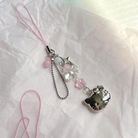 Y2k Coquette Aesthetic Phone Charms Y2k Star Bow Phone Charms Strap for Bag Keychain Hello Kitty Phone, Kawaii Iphone Case, Phone Accessories Diy, Diy Choker, Y2k Phone, Cat Bead, Mini Accessories, Phone Chain, Cat Pendants