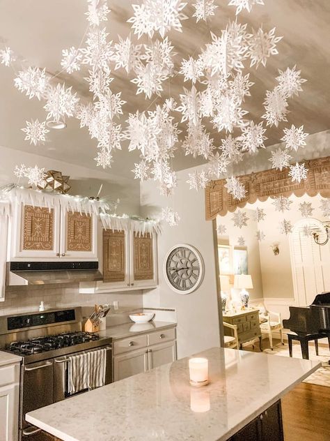 Snowflake Ceiling, Hanging Snowflakes, Snowflake Tree, Snow Flakes, White Christmas Tree, Deck The Halls, Christmas 2024, White Christmas, Girls Night