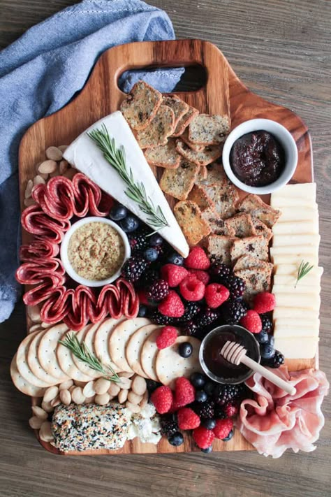 Trader Joe's Cheese and Charcuterie Board on a Budget - Honey-Glazed Heritage Cheap Charcuterie, Cheap Charcuterie Board, Charcuterie Board On A Budget, Cheese And Charcuterie Board, Blueberry Goat Cheese, Fig Butter, Being Social, Cheese Log, Water Crackers