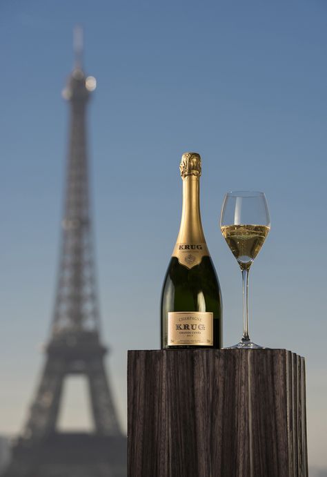 Krug Champagne returns to Paris with  “Krug en Capitale” Champagne Images, Krug Champagne, Paris Wine, Wine Pics, Parisian Luxury, Pop Fizz Clink, Champagne Pop, Glass Of Champagne, Wine Enthusiast