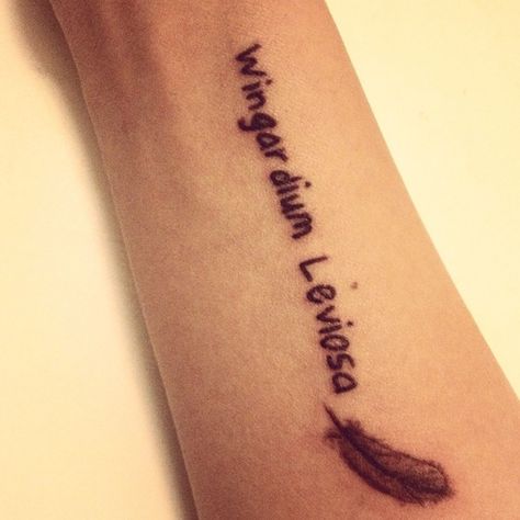 Wingardium Leviosa Tattoo, Spell Tattoo, Harry Potter Art Fanart, Harry Potter Book Quotes, Friends Tattoos, Harry Potter Birthday Cards, Harry Potter Parties Food, Hp Tattoo, Wingardium Leviosa