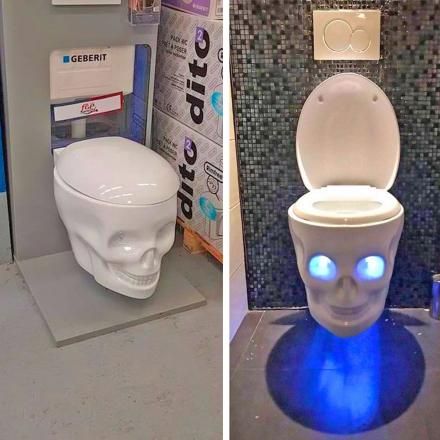 Gothic Bathroom Ideas, Weird Furniture, Momento Mori, Bathroom Humor, Gothic House, Toilet Bowl, Dream House Exterior, Dream House Decor, Toilets