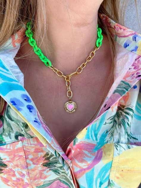 Necklaces Summer, Summer Layering, Dope Jewelry Accessories, Dainty Choker Necklace, Women Necklaces, Beach Necklace, Necklace Colorful, Layering Necklaces, Beach Necklaces