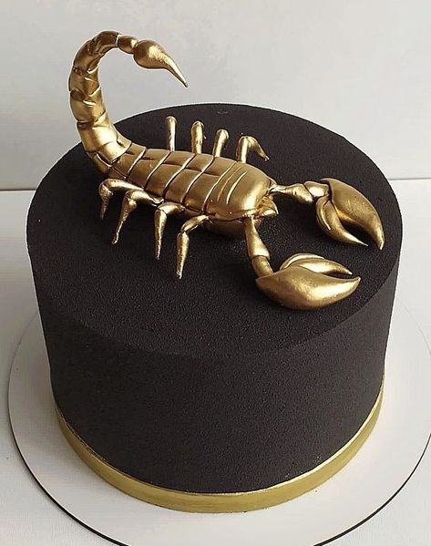 Scorpion Cake Ideas, Scorpion Cake Birthdays, Scorpio Cake Ideas, Scorpion Cake, Scorpio Cake, Bolo Rapunzel, Modern Birthday Cakes, Cookie Recipes Decorating, Movie Cakes