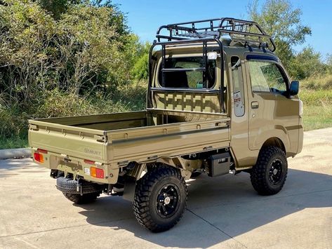 Mini Trucks 4x4, Suzuki Carry, Mini 4wd, Volkswagen Camper Van, Kei Car, Motorcycle Wheels, Volkswagen Camper, Ranch Life, Overland Vehicles