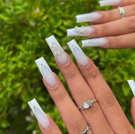 21st Birthday Nails, White Nails With Gold, Long Square Nails, Colored Acrylic Nails, White Acrylic Nails, Nails Only, Long Square Acrylic Nails, Square Acrylic Nails, Prom Nails