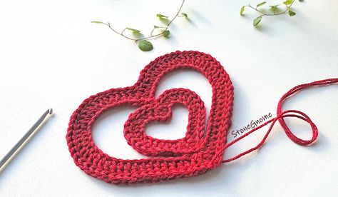 Double Heart - Crochet Pattern Loop Stitch Crochet, Crochet Figures, Free Crochet Snowflake Patterns, Valentine Crochet, Crochet Valentine Patterns, Loop Stitch, Crochet Hearts, Crochet Bookmark, Crochet Snowflake Pattern