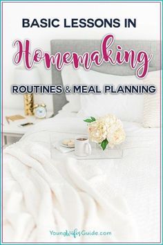 Homemaking Routine, Modern Homemaker, Homemaker Schedule, Happy Homemaking, Christian Homemaking, Casa Clean, Homemaking Tips, Kids Money, Home Management