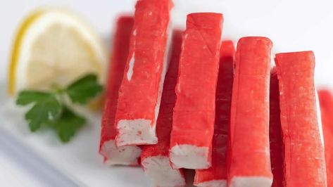 Dha Foods, Fake Crab, Canapes Faciles, Crab Legs Recipe, Crab Sticks, Surimi Recipes, Snow Crab Legs, Crab Stick, Global Cuisine