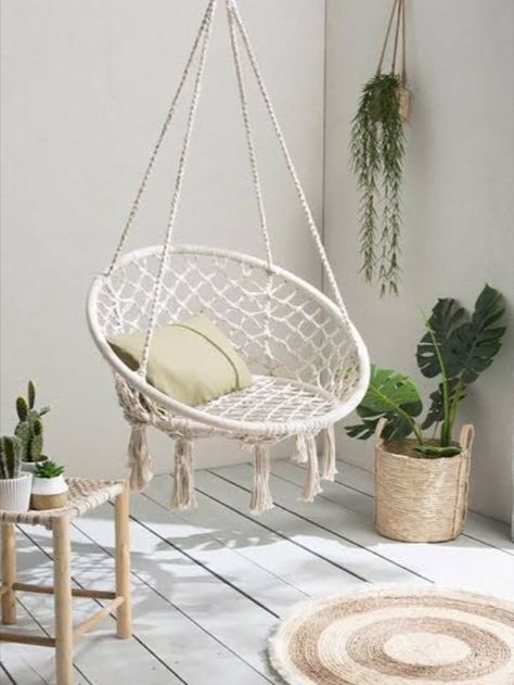 Indoor Swing Chair, Macrame Hanging Chair, Rope Macrame, Indoor Swing, Living Comedor, Swing Chair, Macrame Hanging, Macrame Decor, Swinging Chair