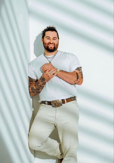 Koe Wetzel Aesthetic, Koe Wetzel Wallpaper, Koe Wetzel Tattoos, Koe Wetzel, Country Rock, Country Men, Books For Boys, Latest Albums, Country Artists