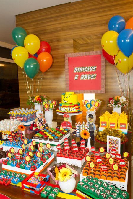 the-ultimate-lego-birthday-party Lego Party Ideas, Lego Party Decorations, Printable Birthday Games, Ninjago Birthday Party, Lego Themed Party, Lego Birthday Cake, 50 Party, Birthday Party Ideas For Kids, Lego 4