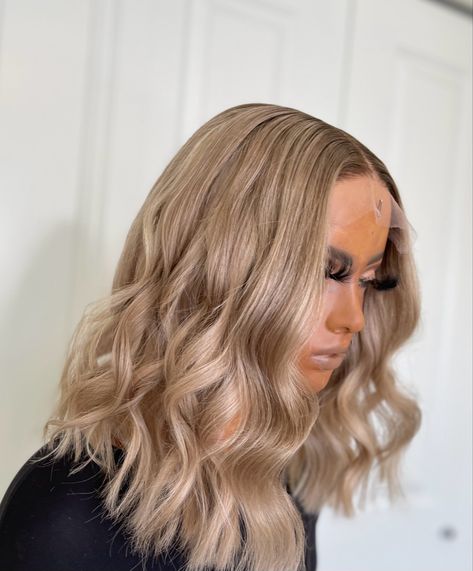 Beach Waves Bob Black Women, Bob With Beach Waves, Beige Bob, Beach Wave Bob, Blonde Beige, Fav Hairstyles, Quick Weave Bob, Beach Curls, Beach Wave Hair