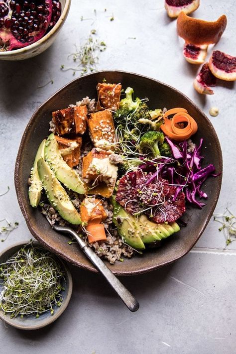 Vibrant Spring Broccoli Buddha Bowl | halfbakedharvest.com #healthy #vegan #recipes #avocado Broccoli Buddha Bowl, Mediterranean Foods, Asian Meals, Resep Salad, Protein Dinner, Sushi Bowl, Buddha Bowls, Lunch Lady, Food Vegan