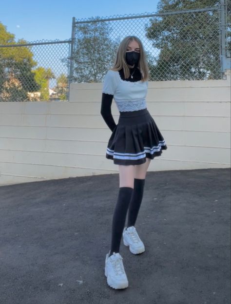 Skirt Outfits Egirl, Egirl Skirt Outfits Ideas, Kawaii Egirl Outfits, Soft E Girl Outfits, Soft Egirl Outfits Ideas, Cute Egirl Outfits, Estilo Egirl, E Girl Outfits Aesthetic, Egirl Skirt