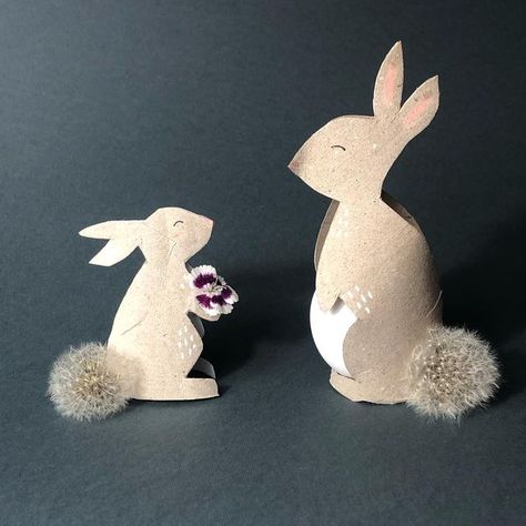 Linda on Instagram: "Happy 2023.. year of the rabbit! Let’s craft! These rabbits are made from #tproll and dandelions. (Swipe left to see how we did them) Hope you enjoy! #yearoftherabbit #rabbit #happynewyear #2023 #creainatura #dettaglioperfetto #cardboardart #cardboardcrafts #recycleandplay #kidscrafts101 #letskeepkidsbusy #pedagogiealternative #bastenmitkindern #homeschool_daily_apple #actividadesparaniños #criançaenatureza #makecreateplay #montessoriinspired #엄마표미술놀이 #재활용놀이 Paper Rabbit Craft, Rabbit Arts And Crafts, Egg Carton Rabbit, 3d Bunny Craft, Rabbit Paper Craft, 3d Rabbit Craft, Blog Post Design, April Easter, T Craft