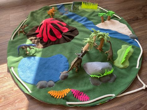 Dinosaur Play Mat, Car Play Mats, Felt Play Mat, Dinosaur Play, Baby Toys Diy, Felt Play Food, Kid Experiments, Crochet Dinosaur, Felt Gifts