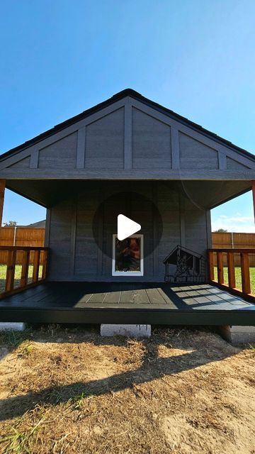 Luis Armando Ochoa on Instagram: "We went and built on site this Custom Dog House 8x8 🦣 mammoth edition with a 4 ft porch (8x12), and we made a perfect match with our client's home with the same color paint and the same trim pattern. This dog house it's equipped with  •The ac-heat unit  • Ac protector cage • Vinyl floor  • Deluxe insulation  • Polycarbonate window  • Custom paint  •Cedar deck railing  •Magnetic pet door  •Cleaning side door   Send us a message to start building your next dream ✨️ dog house 🐶" Dog House With Fenced Area, Diy Dog Enclosure Outdoor, Diy Dog Shed House, Dog House Painting Ideas, Diy Dog House Outdoor Cheap, Dogs House Ideas Outdoor, Dog House Shed, Diy Dog Kennel Outdoor, Dog House Plans Insulated